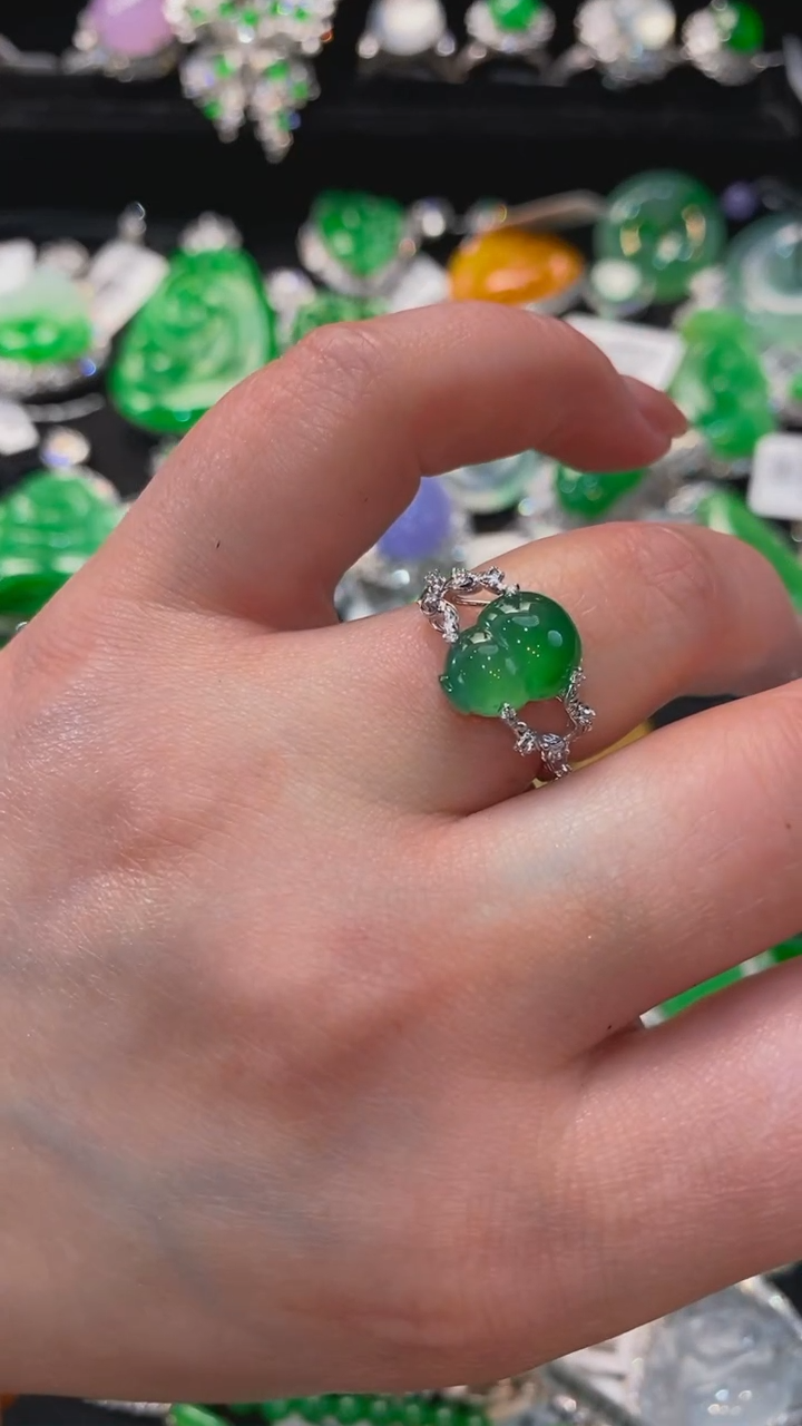 【闪购商品】翡翠颈饰未镶嵌葫芦戒指