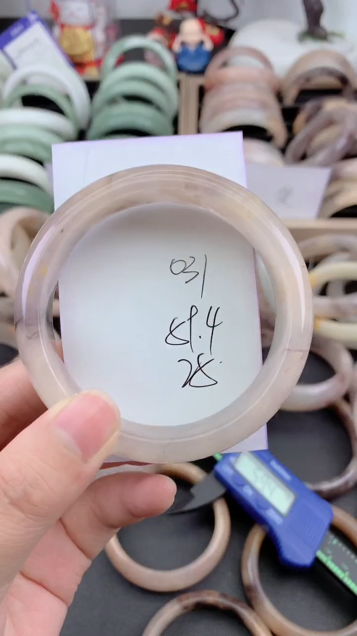未镶嵌手镯石英质玉031