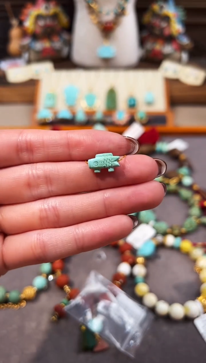 未镶嵌绿松石配饰小鱼