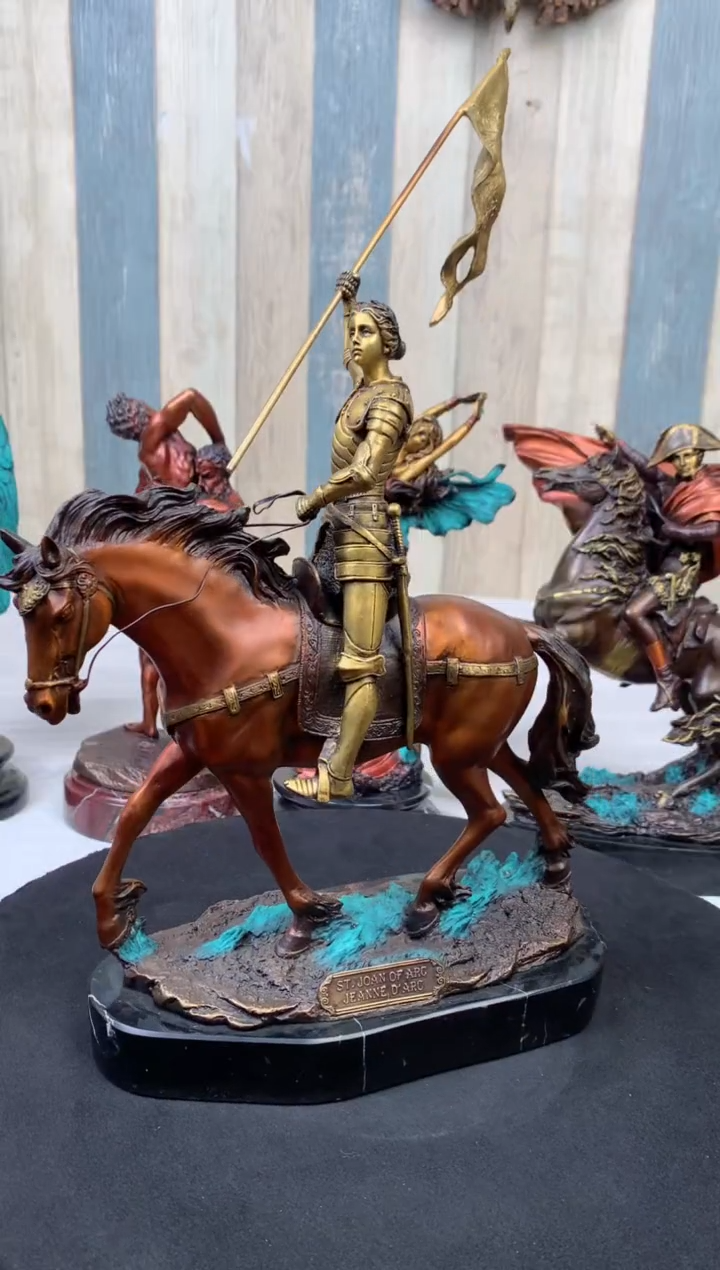 【闪购商品】精美雕塑装饰摆件