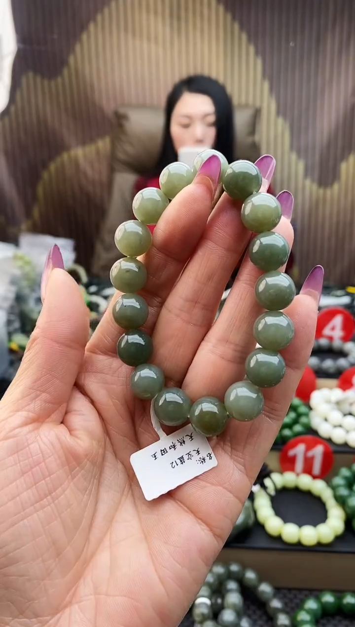 未镶嵌手串和田玉天空蓝12