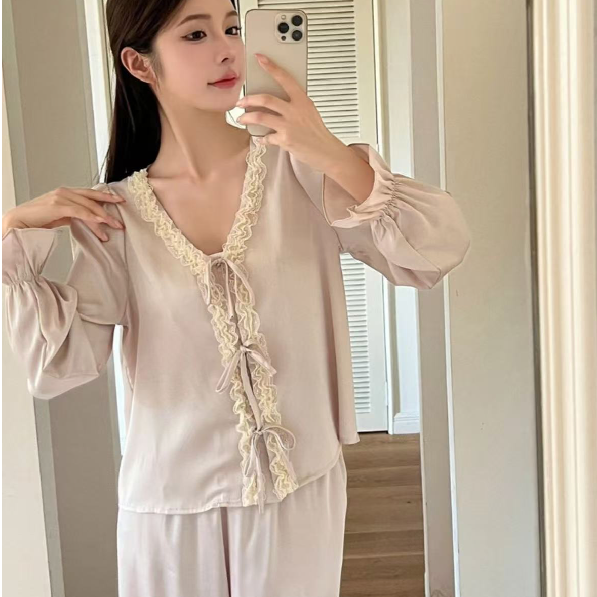 VINEEMAN【桃里桃气】春秋款蕾丝甜美风高级睡衣家居服套装可外穿