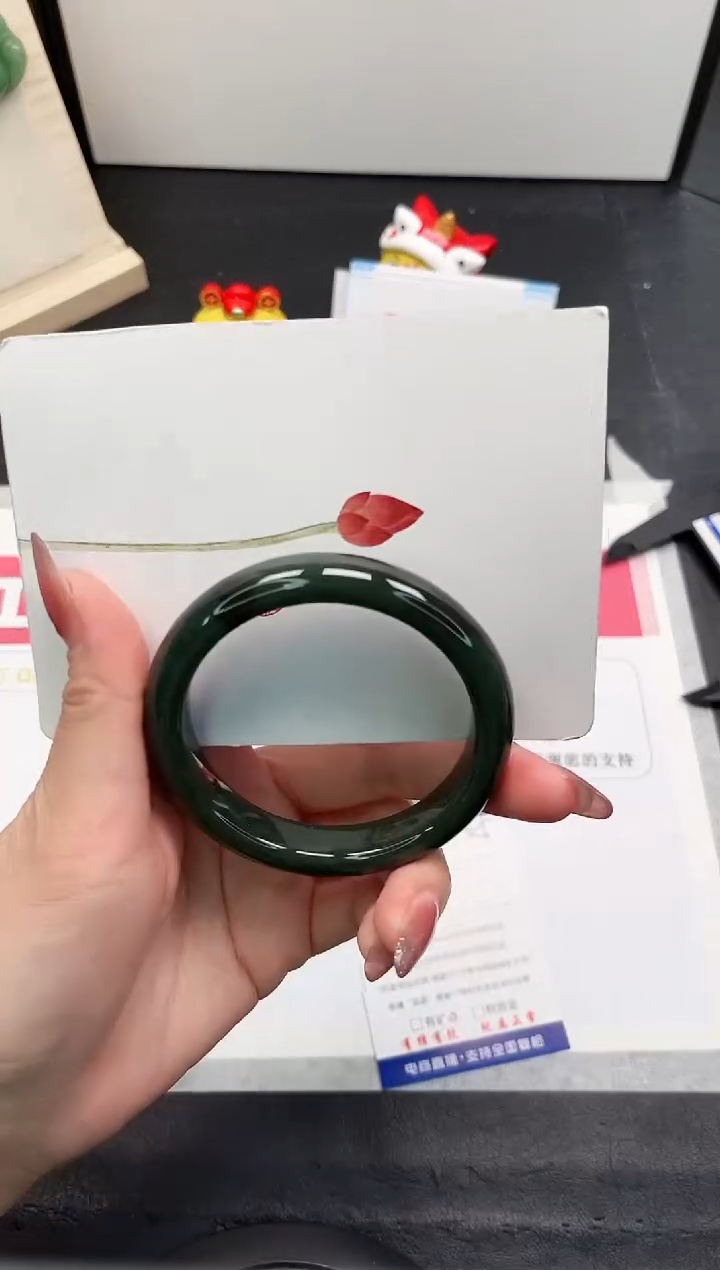 【闪购商品】和田玉手镯未镶嵌335-56.2