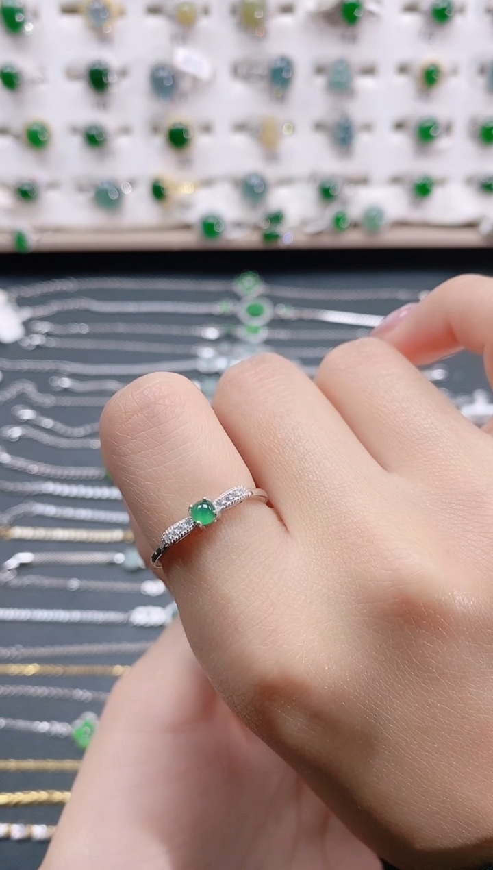 【闪购商品】翡翠戒指银S925镶嵌天然翡翠