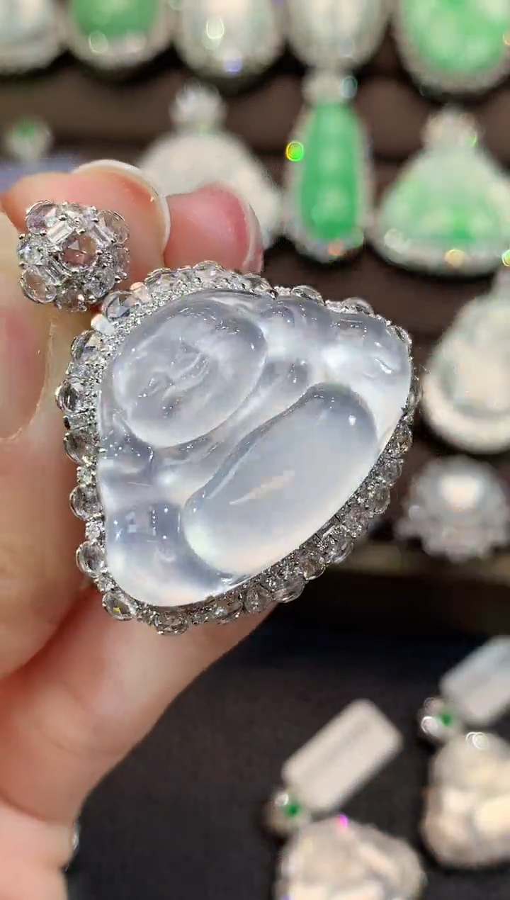 吊坠(不含链)18K金镶嵌翡翠乐**儿C2