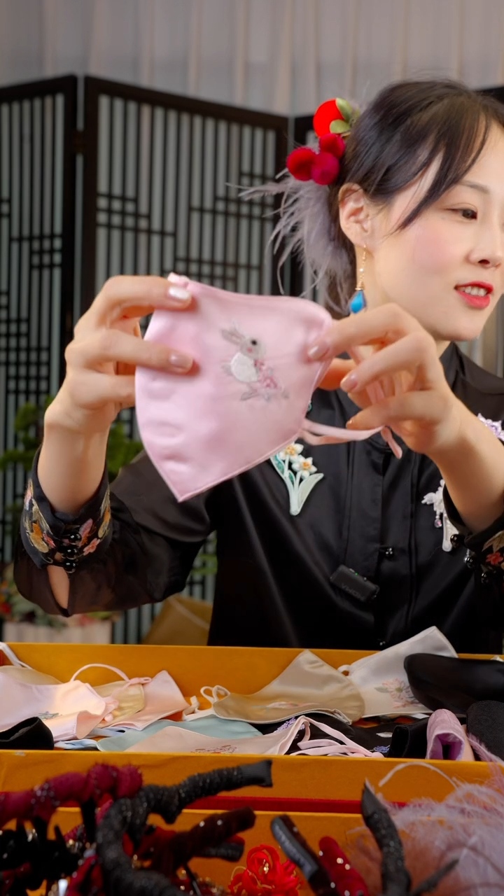 刺绣T*o非遗苏绣绒花手工饰品