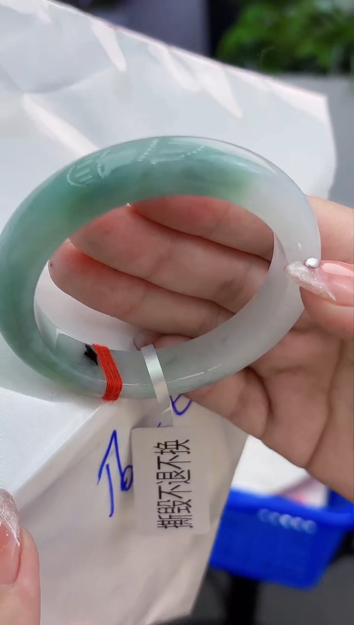 【闪购商品】翡翠手镯未镶嵌翡翠手镯