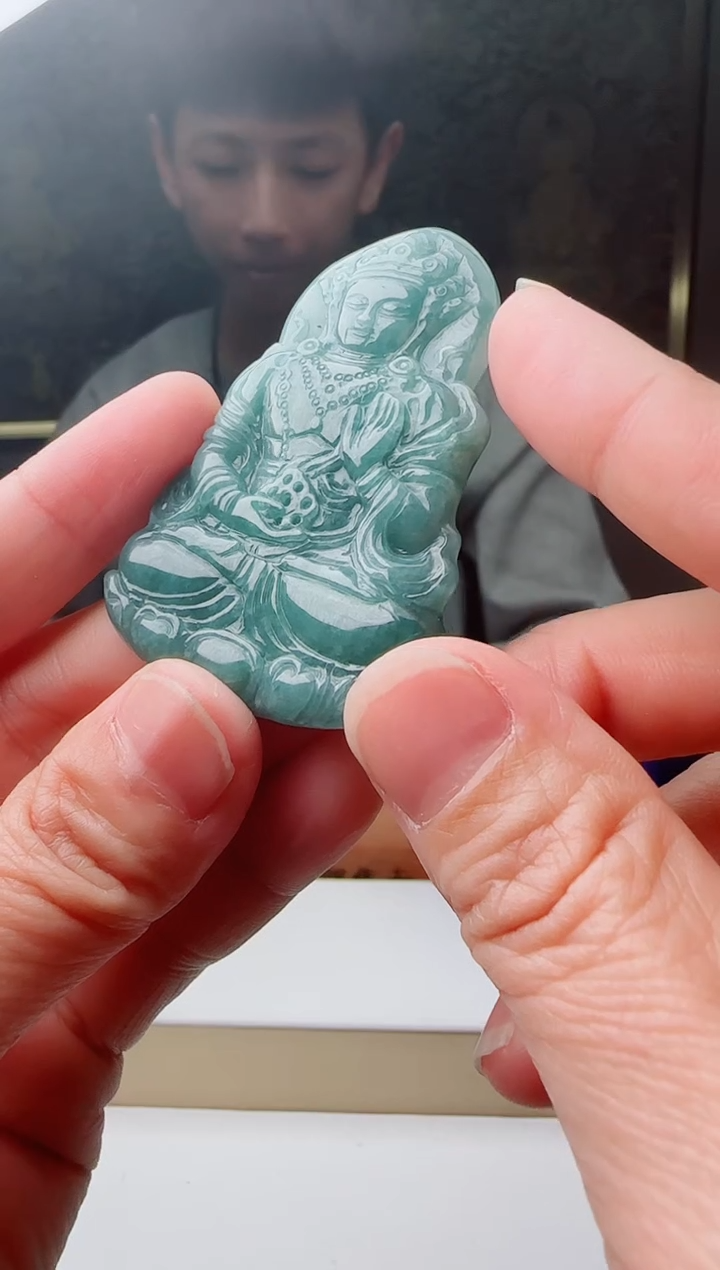 【闪购商品】翡翠颈饰未镶嵌11111111111111