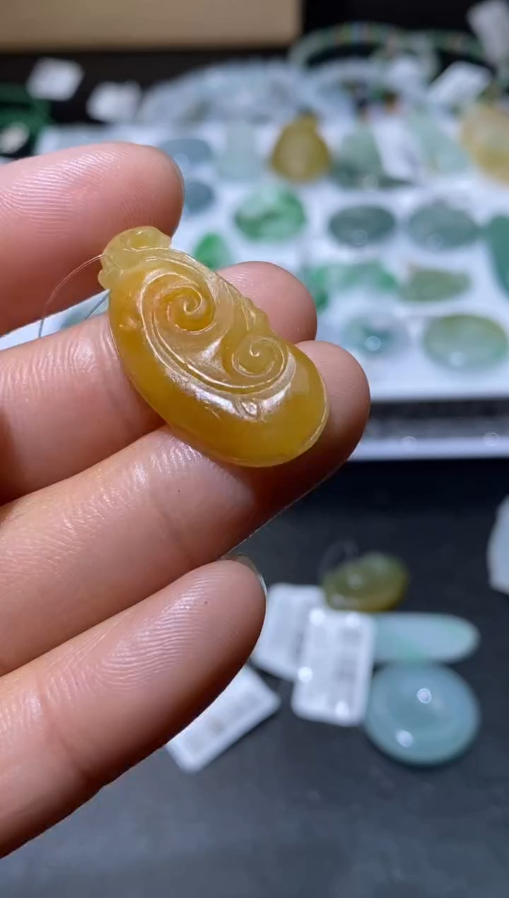 【闪购商品】定制翡翠未镶嵌翡翠毛货~