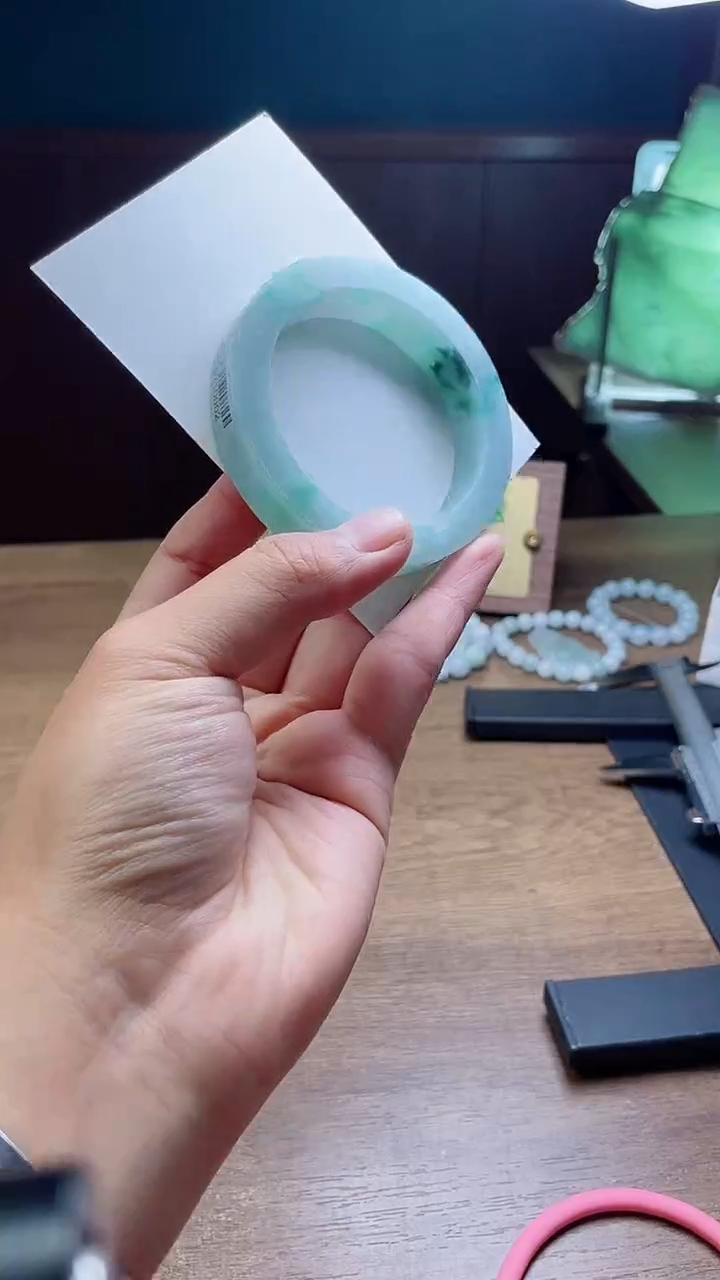 定制翡翠手镯未镶嵌定制