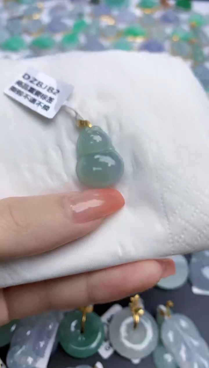 【闪购商品】翡翠颈饰18K金镶嵌天然缅甸翡翠A货