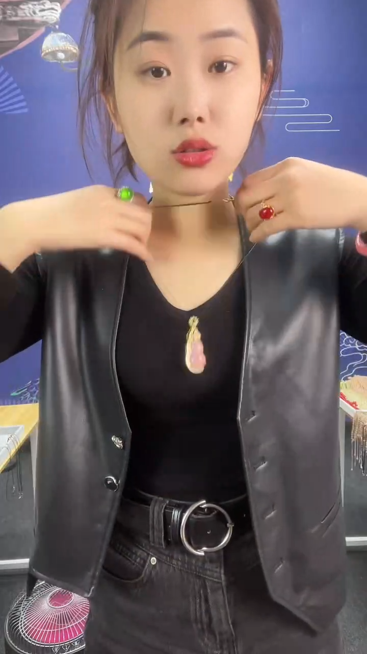 【闪购商品】玛瑙/玉髓吊坠未镶嵌多样性发货任意一件