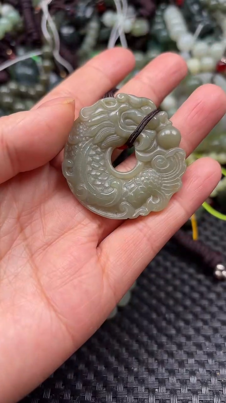 【闪购商品】和田玉颈饰未镶嵌1