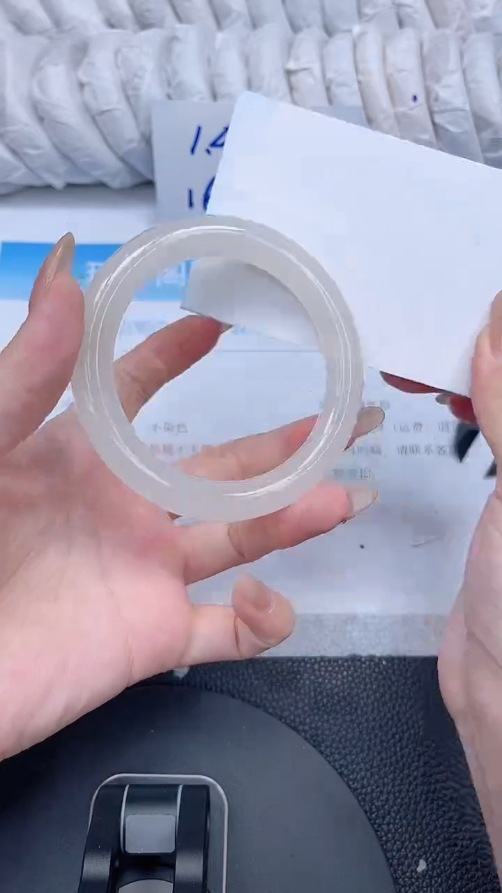 石英质玉手镯未镶嵌153-57.9