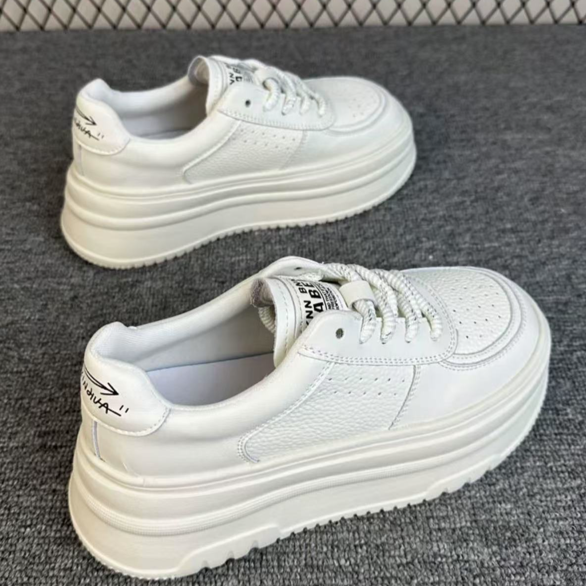 X993（小钟哥） 新款舒适日常百搭潮流小白鞋好穿容易打理