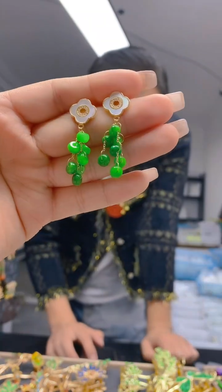 【闪购商品】翡翠耳饰合金270翡翠耳钉