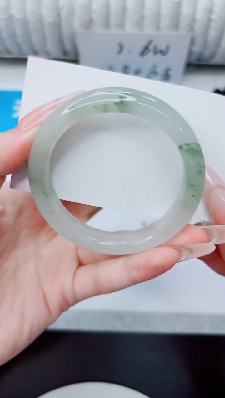 石英质玉手镯未镶嵌234/52.5