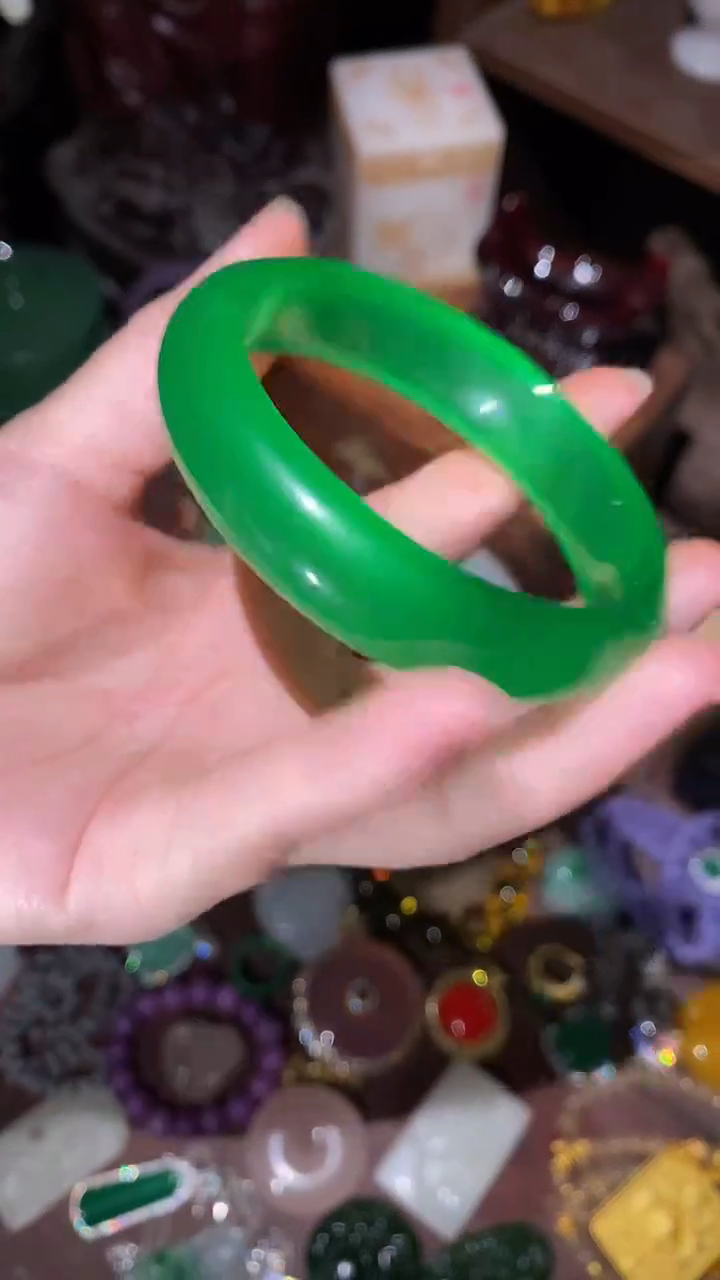 翡翠手镯未镶嵌永玉阁精品专属摆件