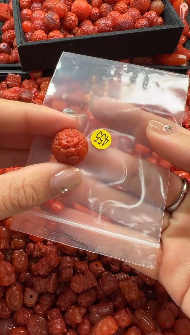 【闪购商品】南红玛瑙颈饰未镶嵌1