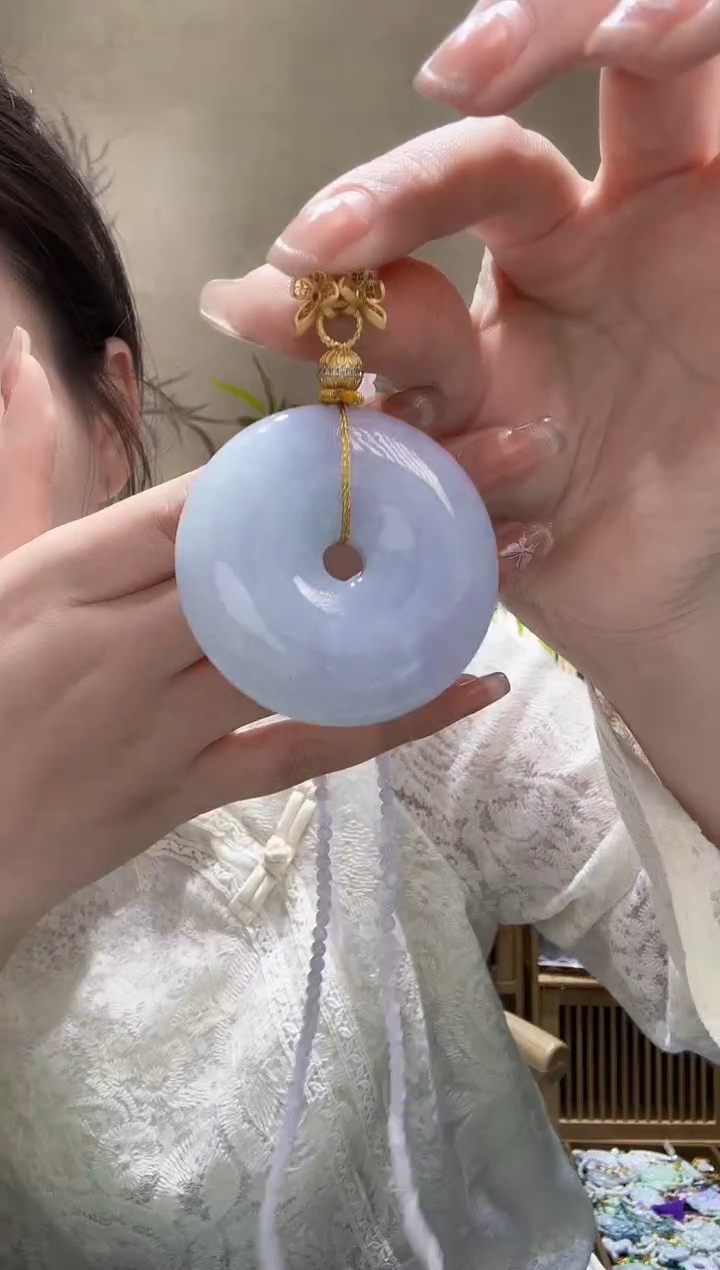 翡翠未镶嵌颈饰吊坠
