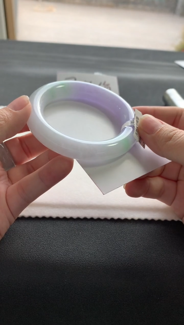 【闪购商品】翡翠手镯未镶嵌54.2圆条Y220买断