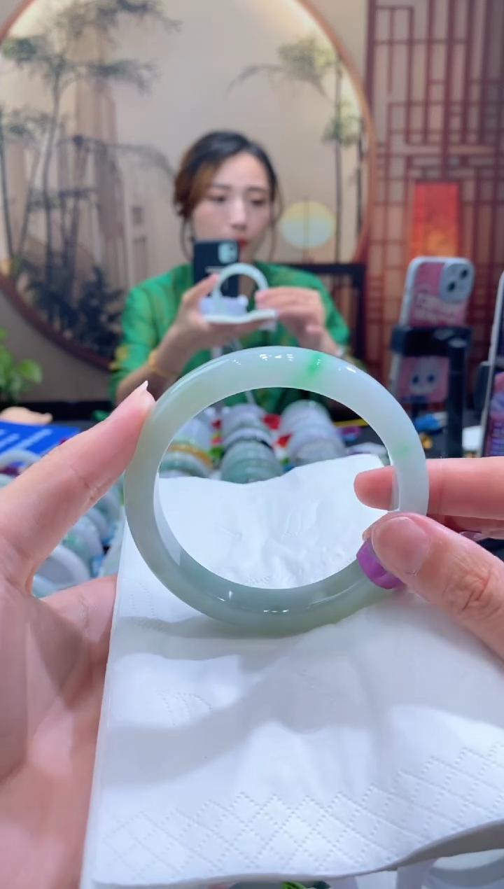 未镶嵌手镯翡翠000052400