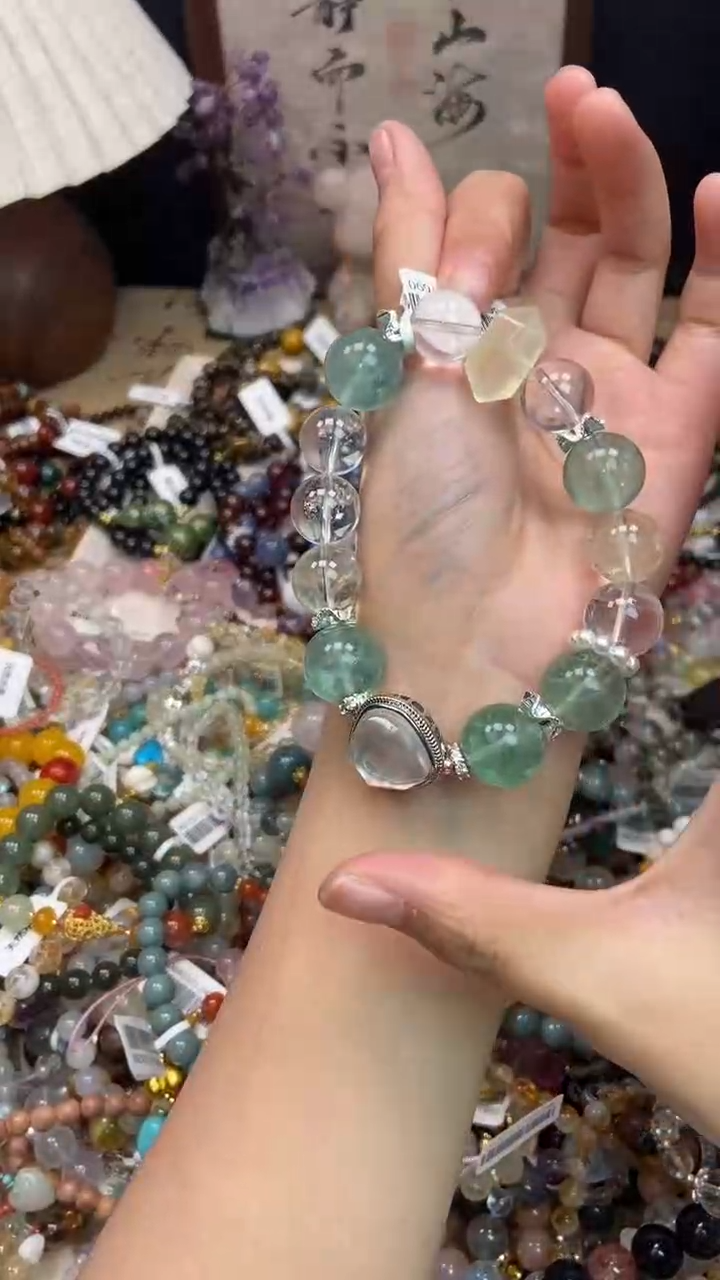 未镶嵌手链萤石238