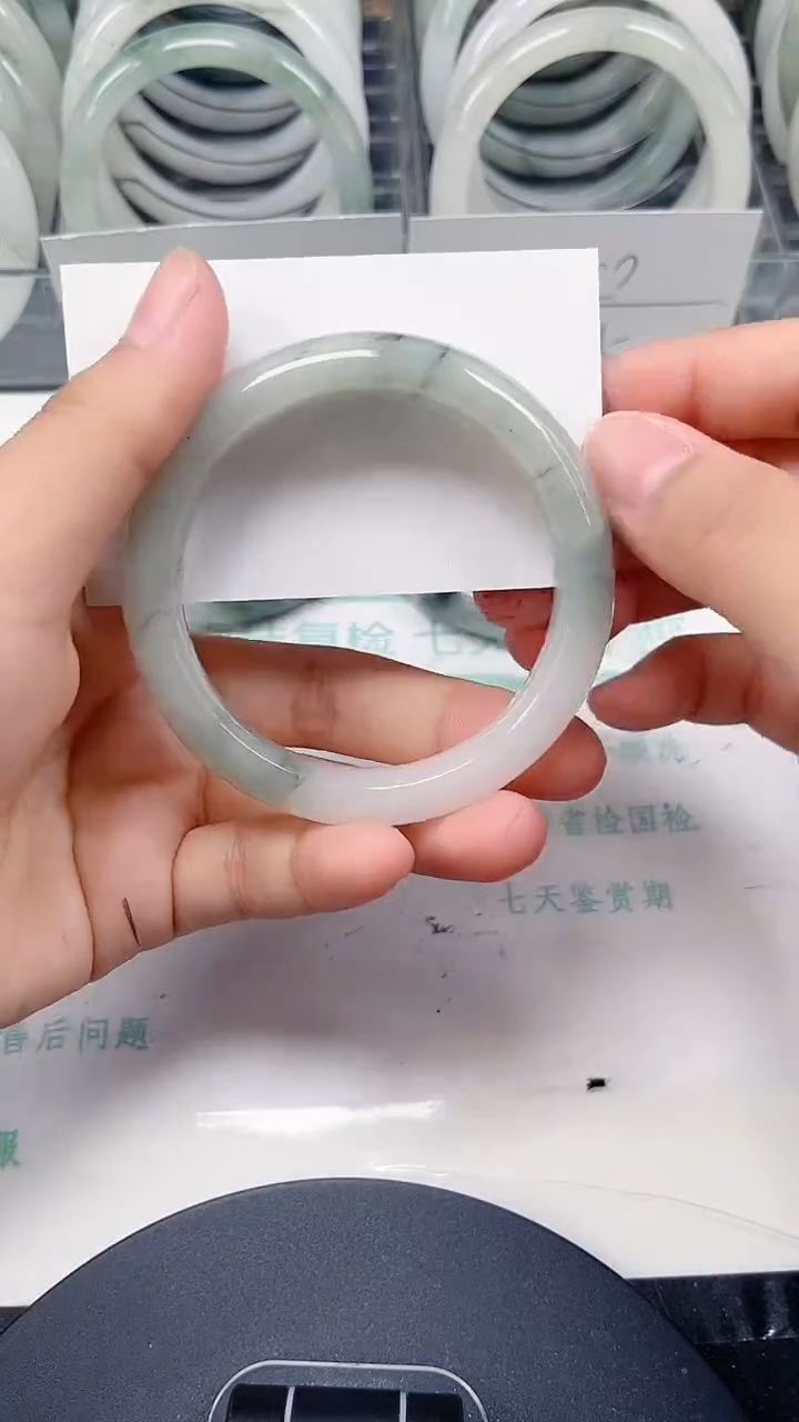 未镶嵌手镯石英质玉35-55/56