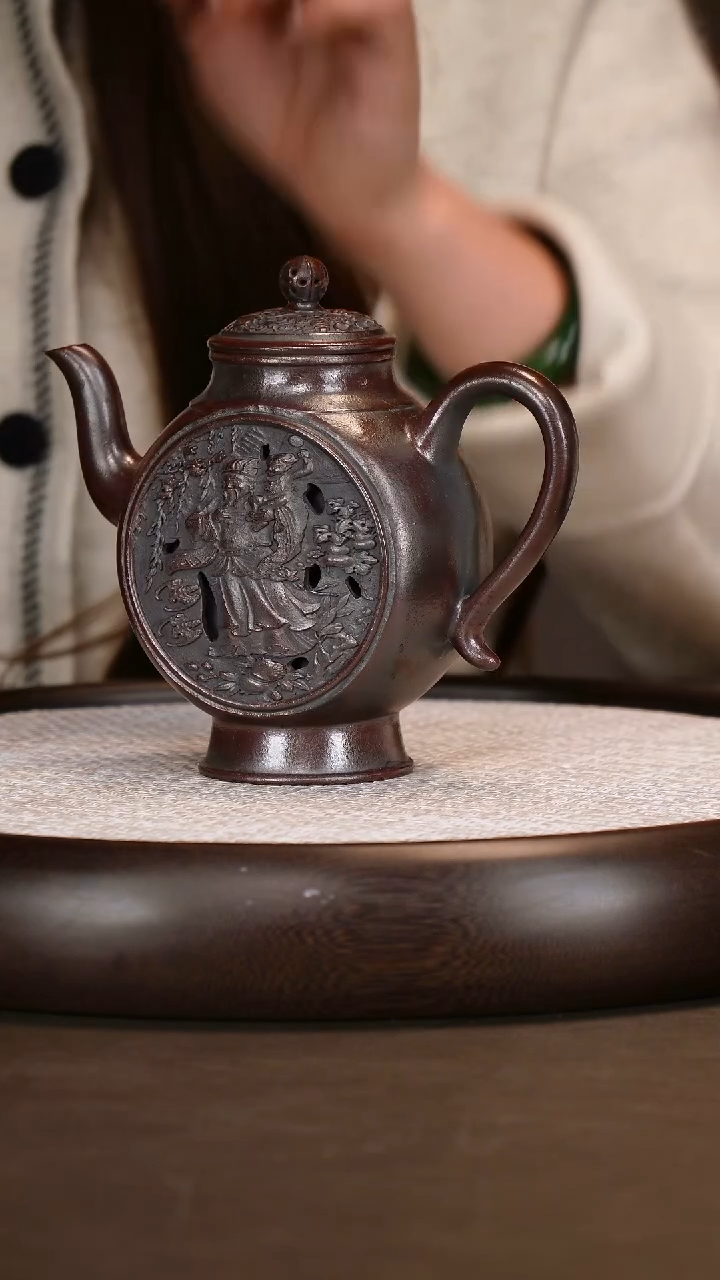 茶壶紫砂【徐秀文】赤铁泥屏玉   400CC