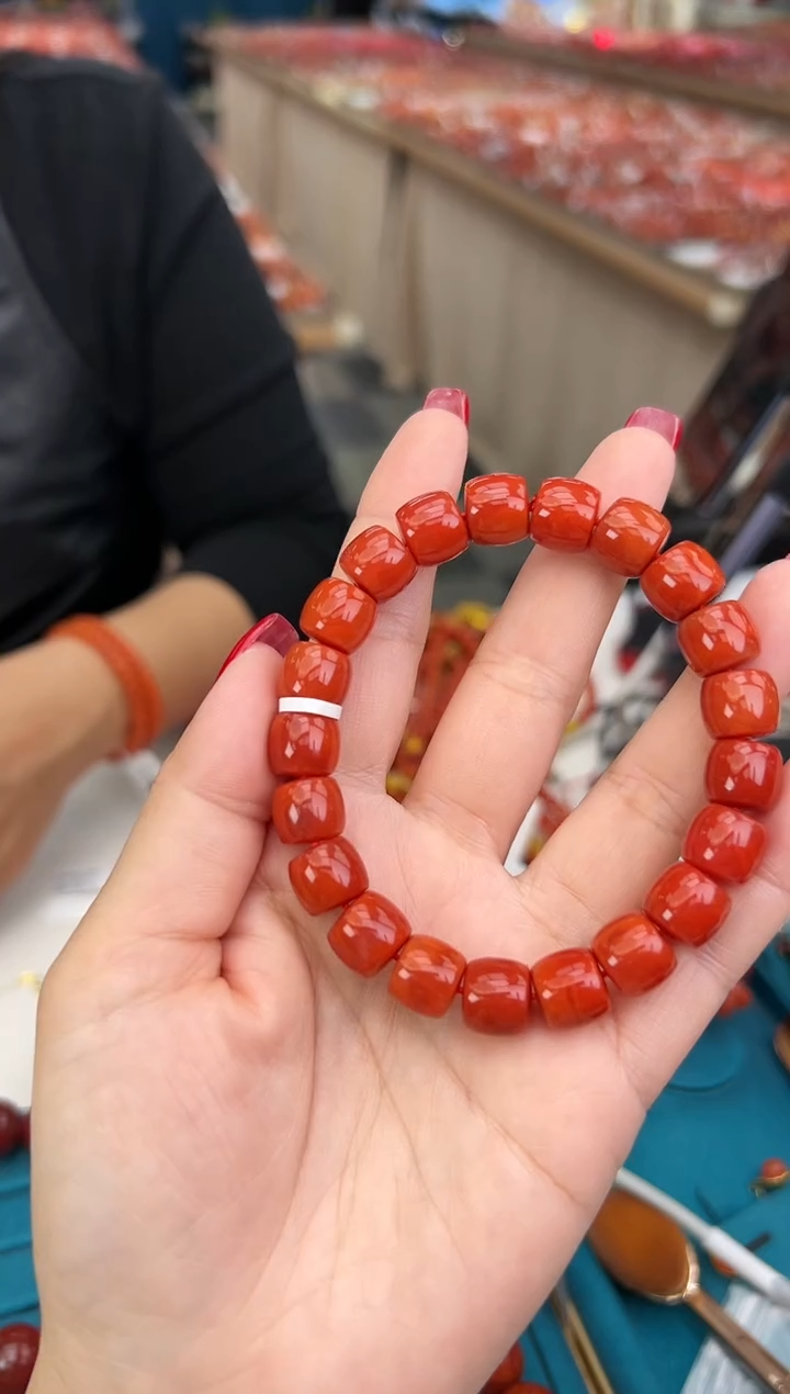 【闪购商品】南红玛瑙珠串未镶嵌多样发其一/10/92197839