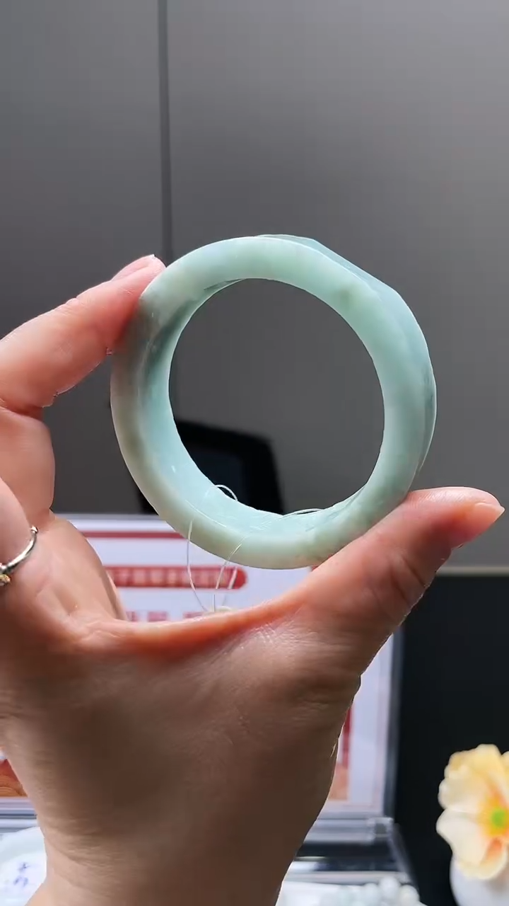 【闪购商品】定制翡翠手镯未镶嵌手镯