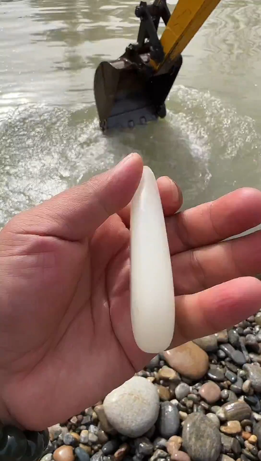 未镶嵌和田玉挂件1