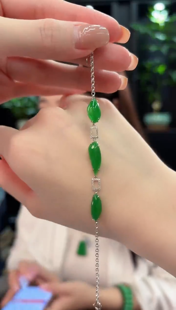 18K金镶嵌手链翡翠逍*俊缅甸A货/多样性发货/一件