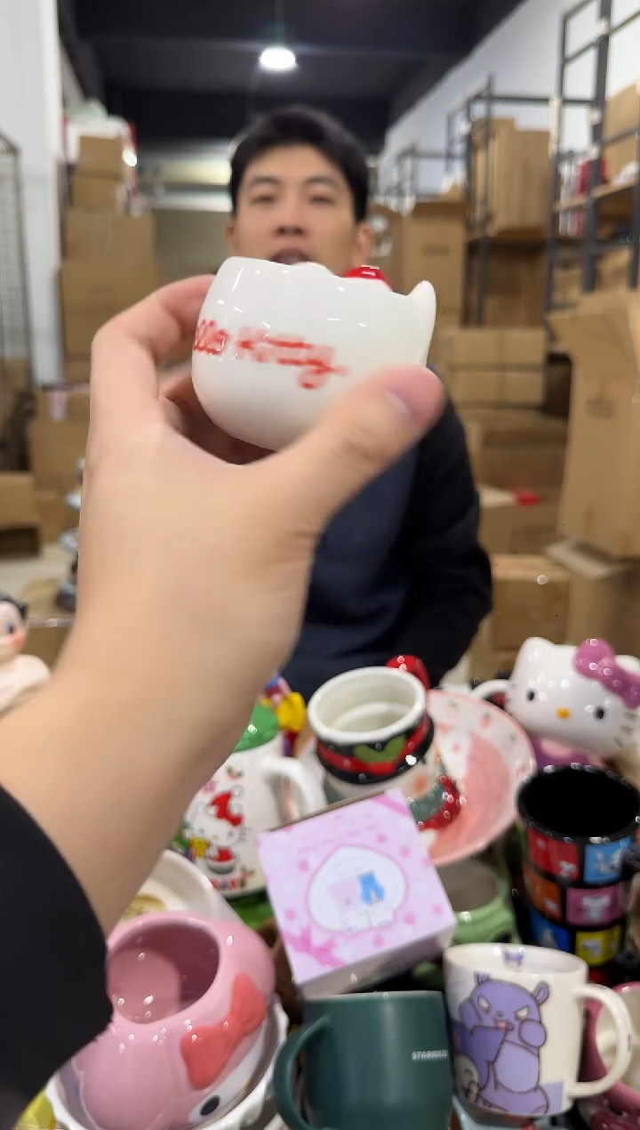 瓷片红色kt猫香薰