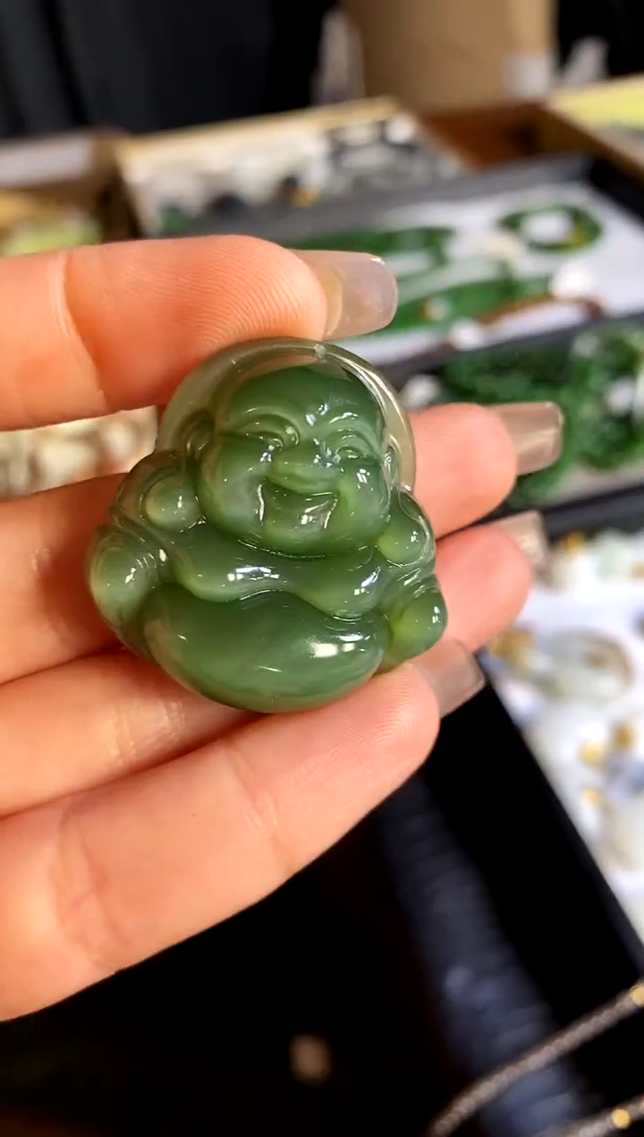 【闪购商品】和田玉吊坠未镶嵌。