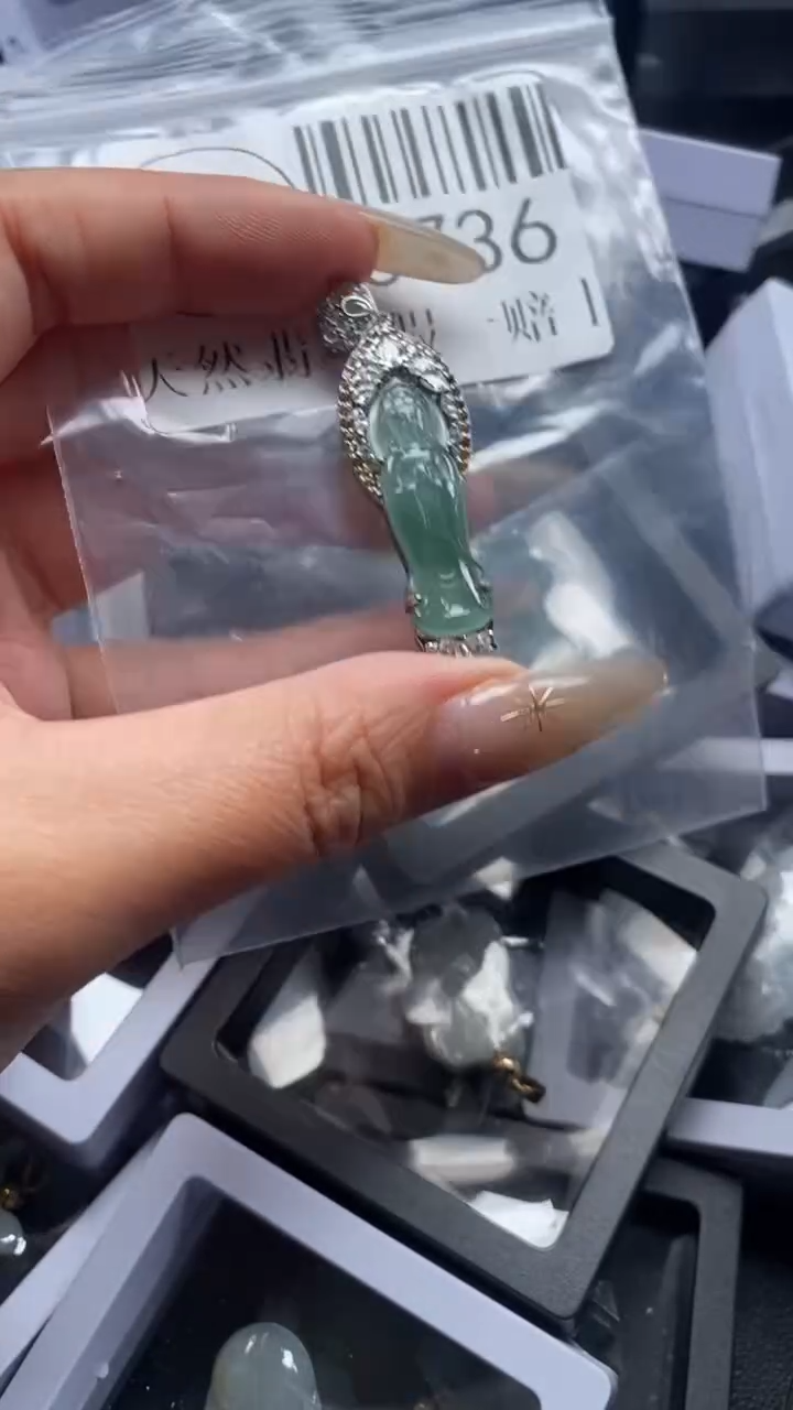 颈饰未镶嵌翡翠3736