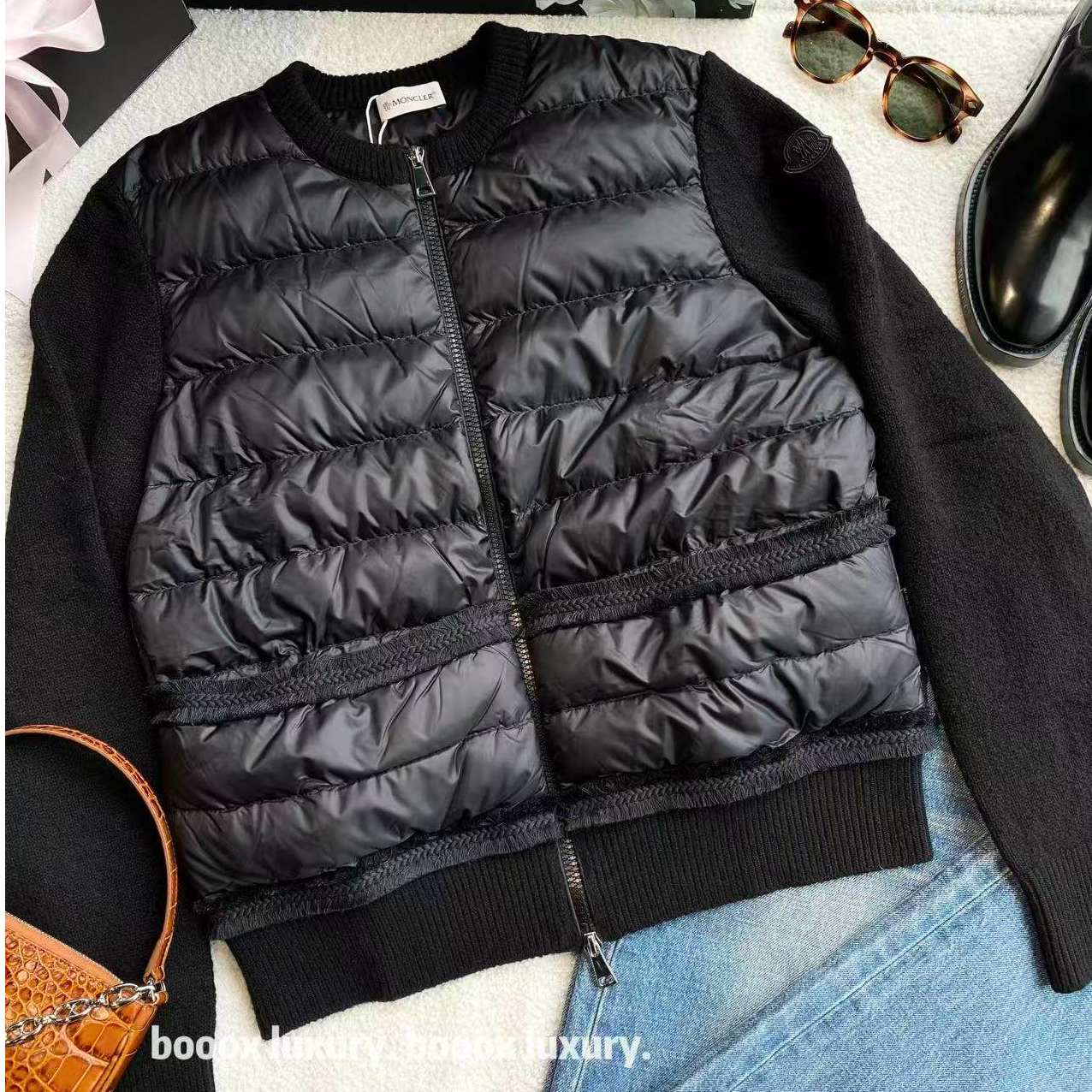 95新 MONCLER cc1285 黑色手臂logo针织拼接羽绒服 m码