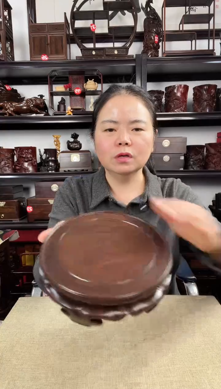 木旋转17公分黑老李红木工艺品