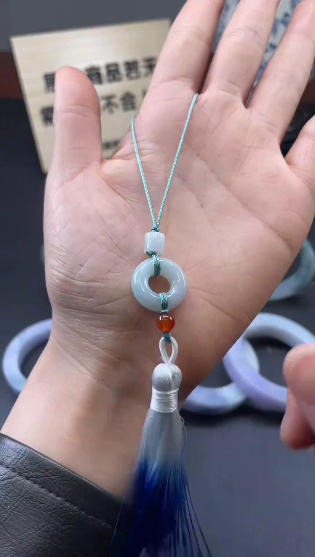 【闪购商品】翡翠吊坠(不含链)未镶嵌车挂（多样性发其一）