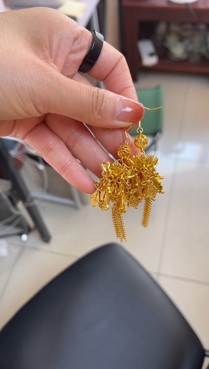 【闪购商品】206号大小莲花珐琅耳钩