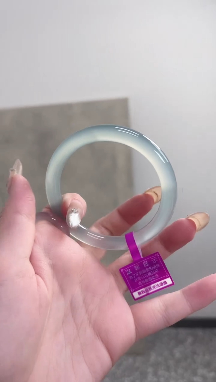 【闪购商品】玛瑙/玉髓手镯未镶嵌56-57圈 需要包容圆条