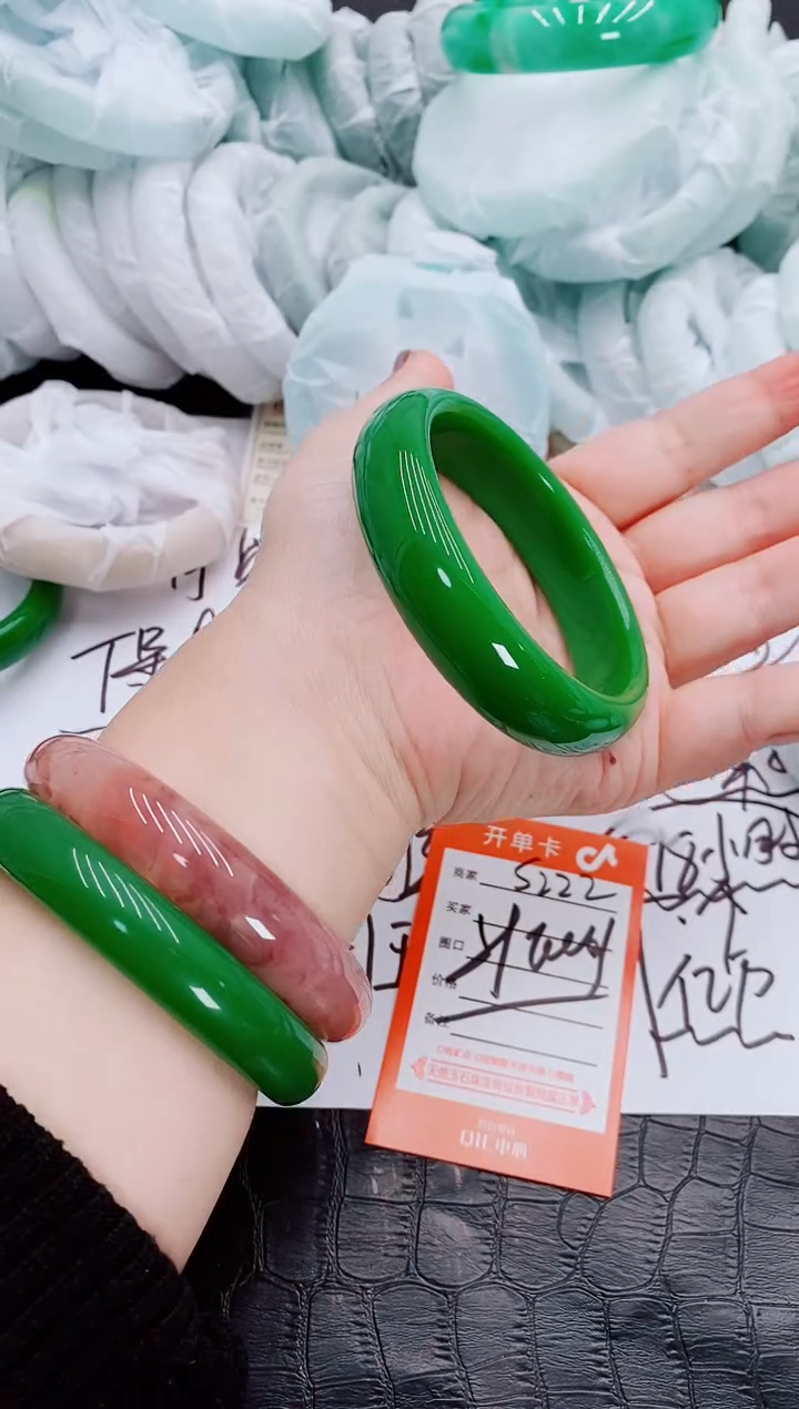 【闪购商品】石英质玉手镯未镶嵌S222-59-60