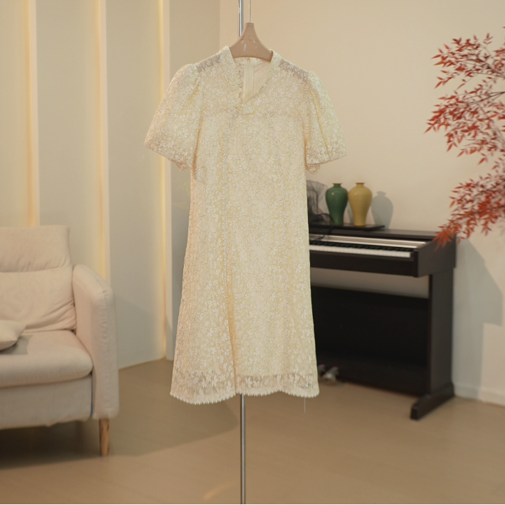 J002 立体钉珠装饰包边全裙提花网纱双层连衣裙 3139