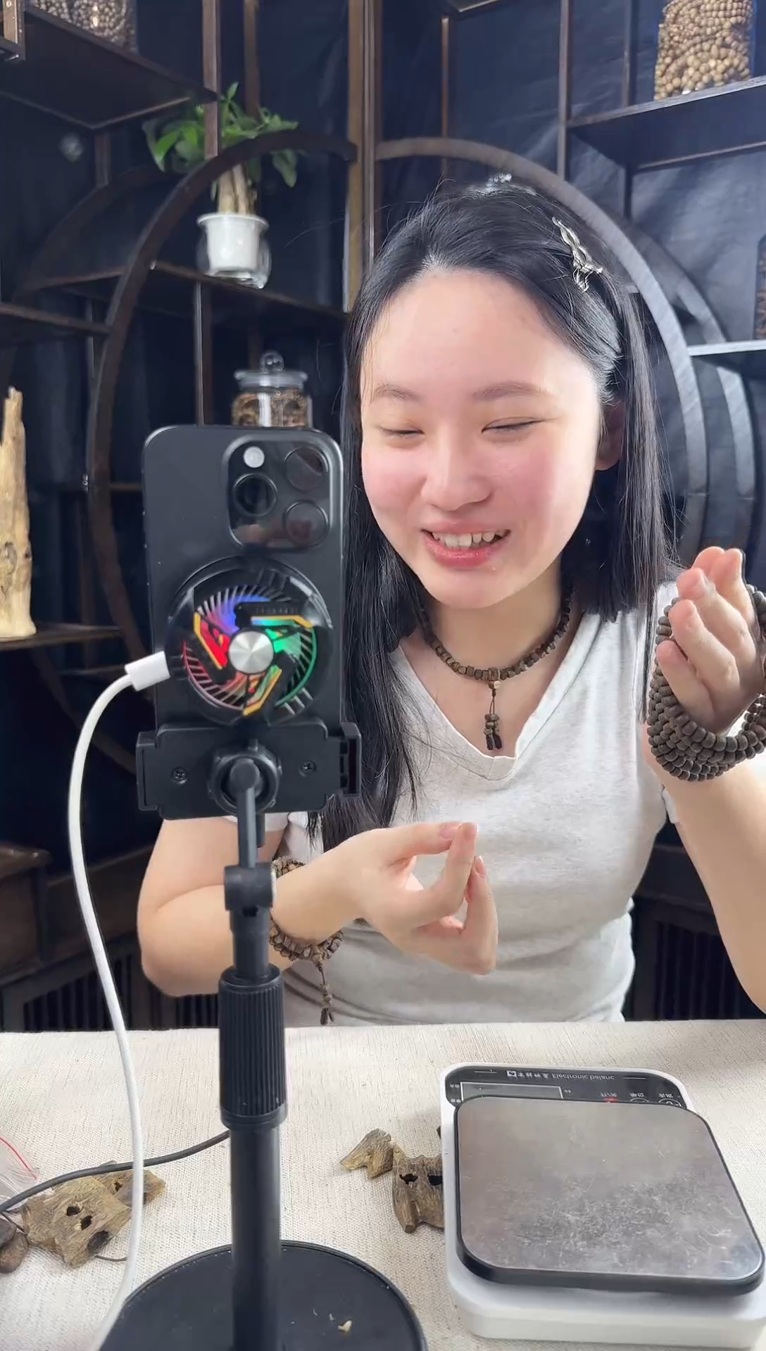 沉香沉香碎屑W01棋楠沉香沉水浮苹果珠单圈卡7多样性发其一