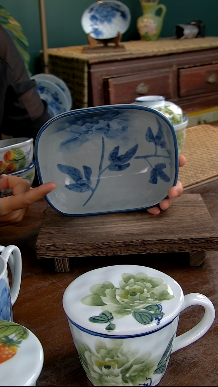 瓷片7.5英寸浴缸盘-青花牡丹