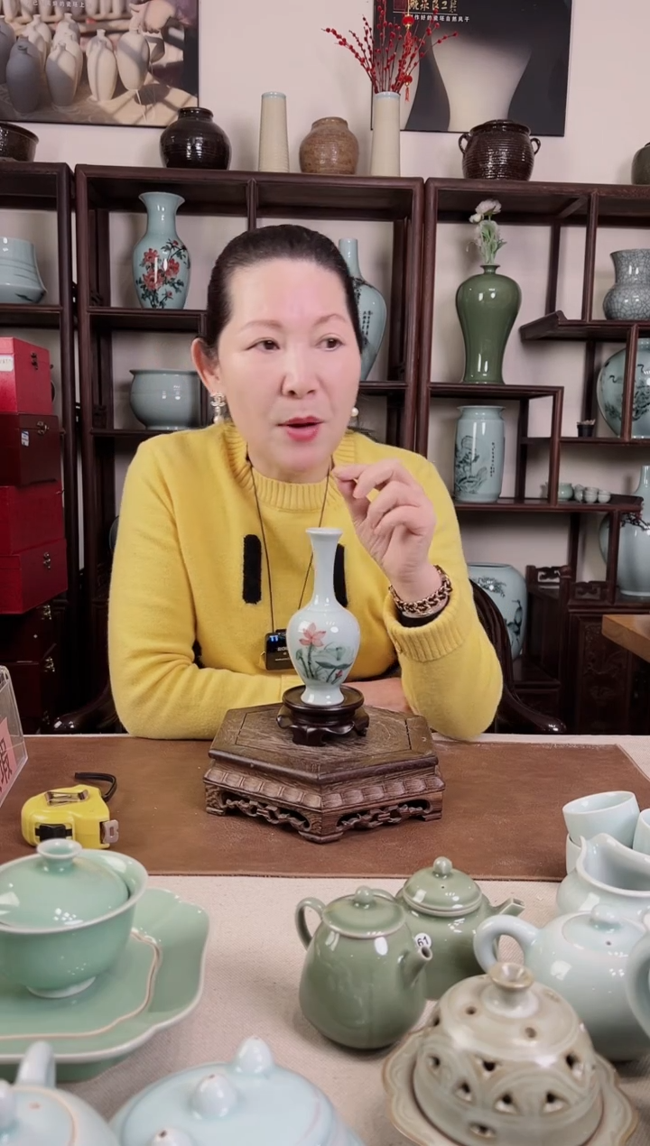 【闪购商品】杯釉中彩 台面花器（荷花）