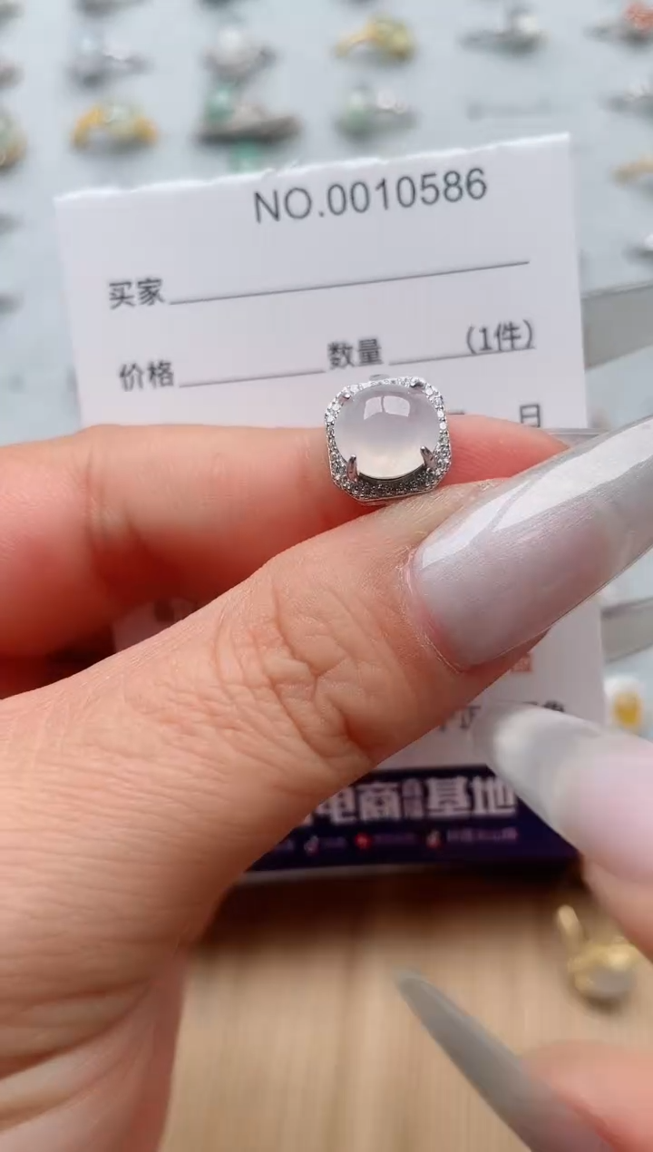 【闪购商品】翡翠戒指银S925镶嵌·