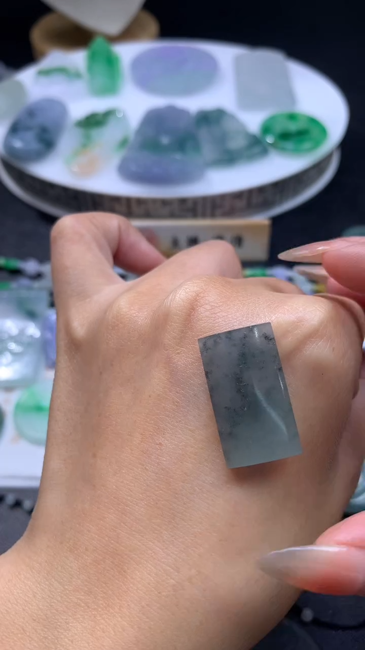 【闪购商品】定制翡翠未镶嵌翡翠