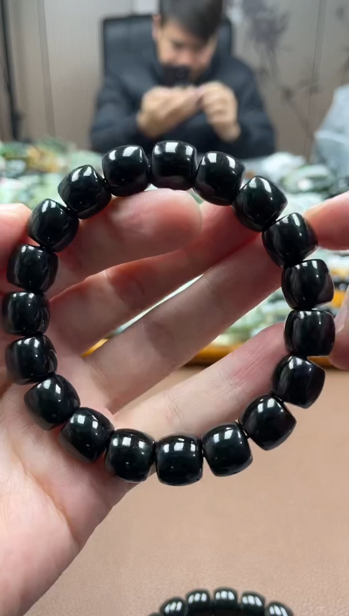 未镶嵌手串和田玉纯天然新疆塔县黑青12直切