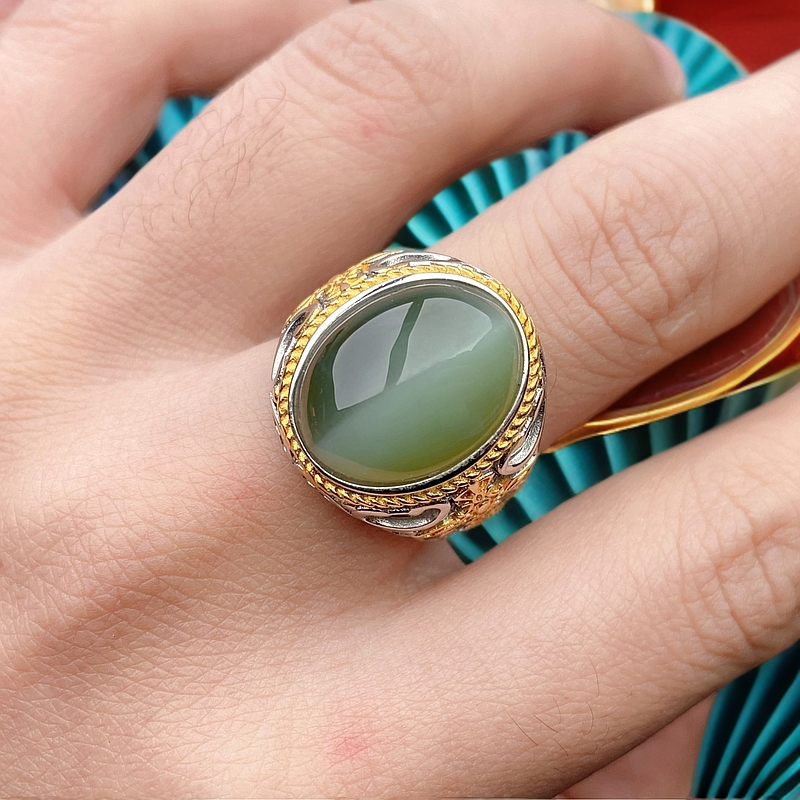 和田玉S925银镶嵌碧玉猫眼时尚绿色复古古风大气银戒精美豪华镶嵌